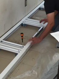 ベース設置水平確認